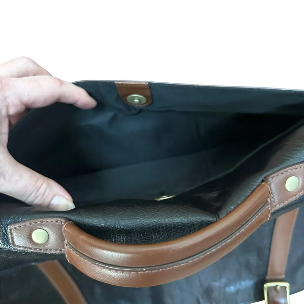FOSSIL Black Leather Messenger Bag Shoulder Strap - Excellent Condition